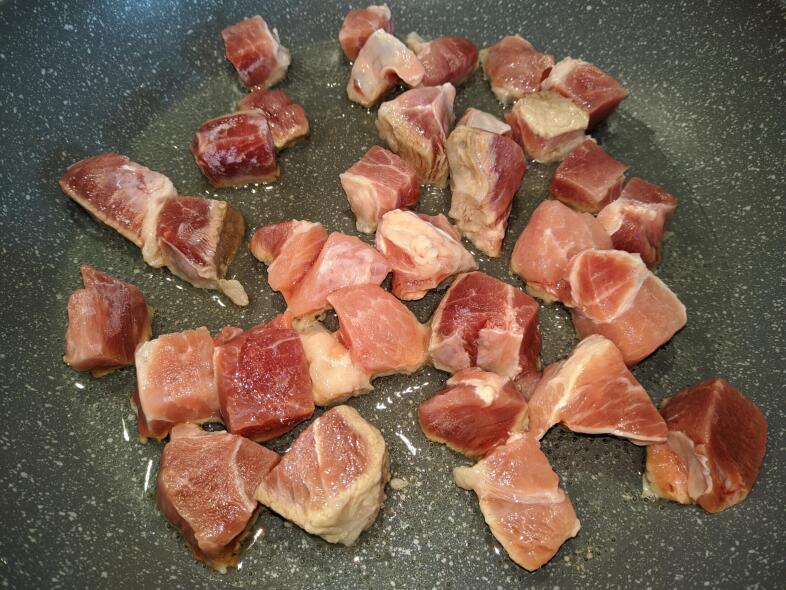 Обжарка свинины