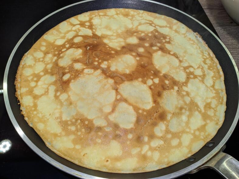 Выпечь блинчики